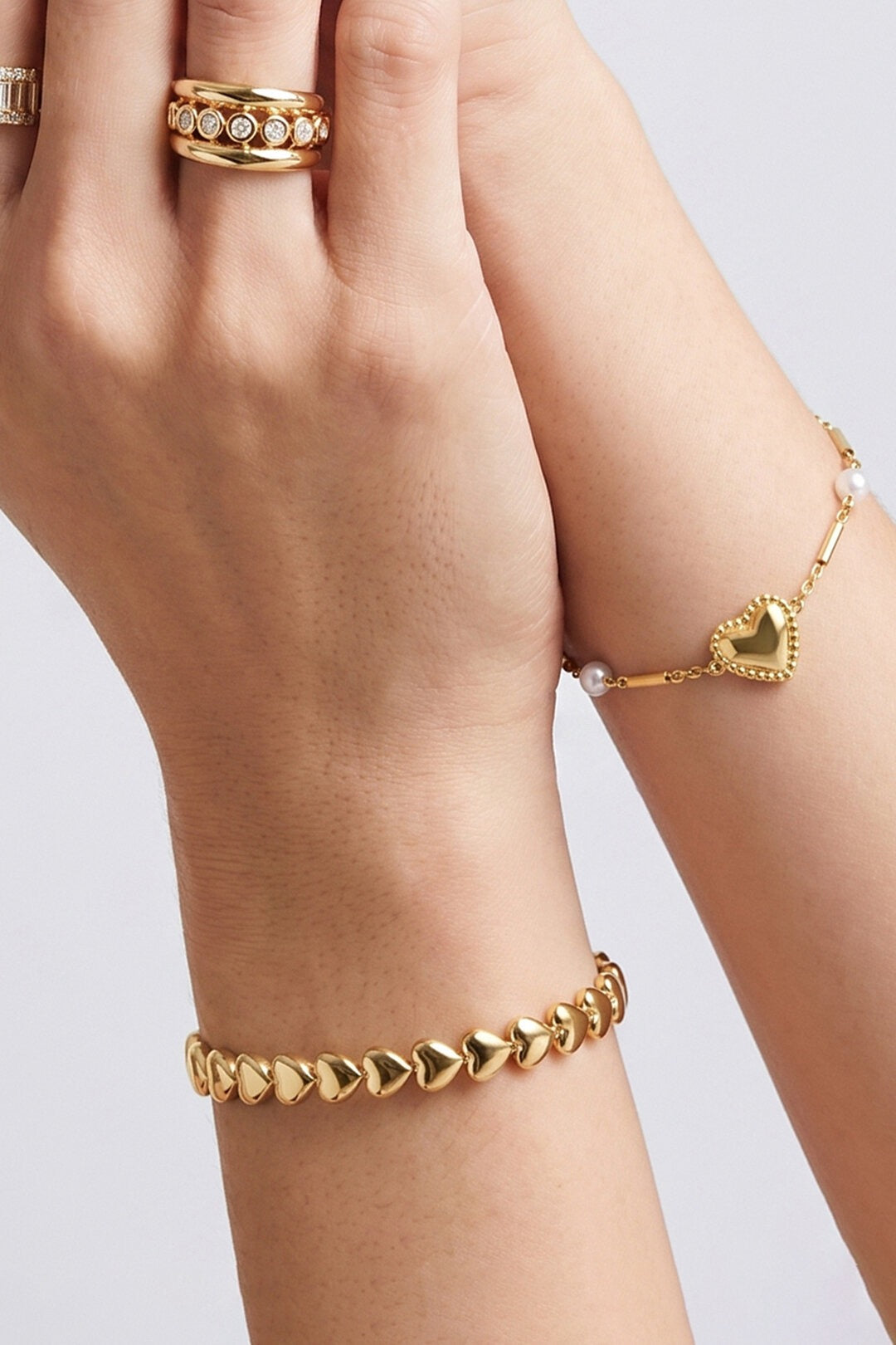 Bangle armband met hartjes