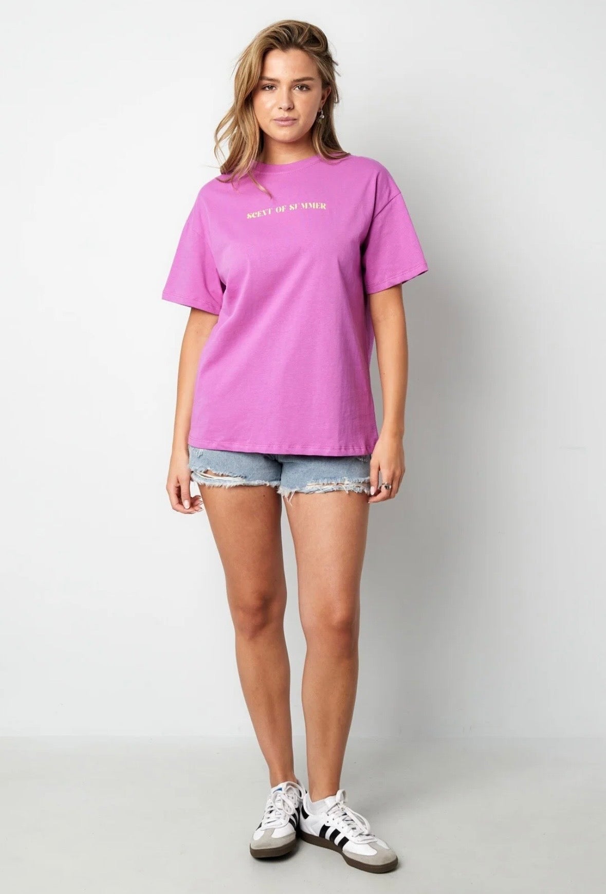 T-shirt scent of summer