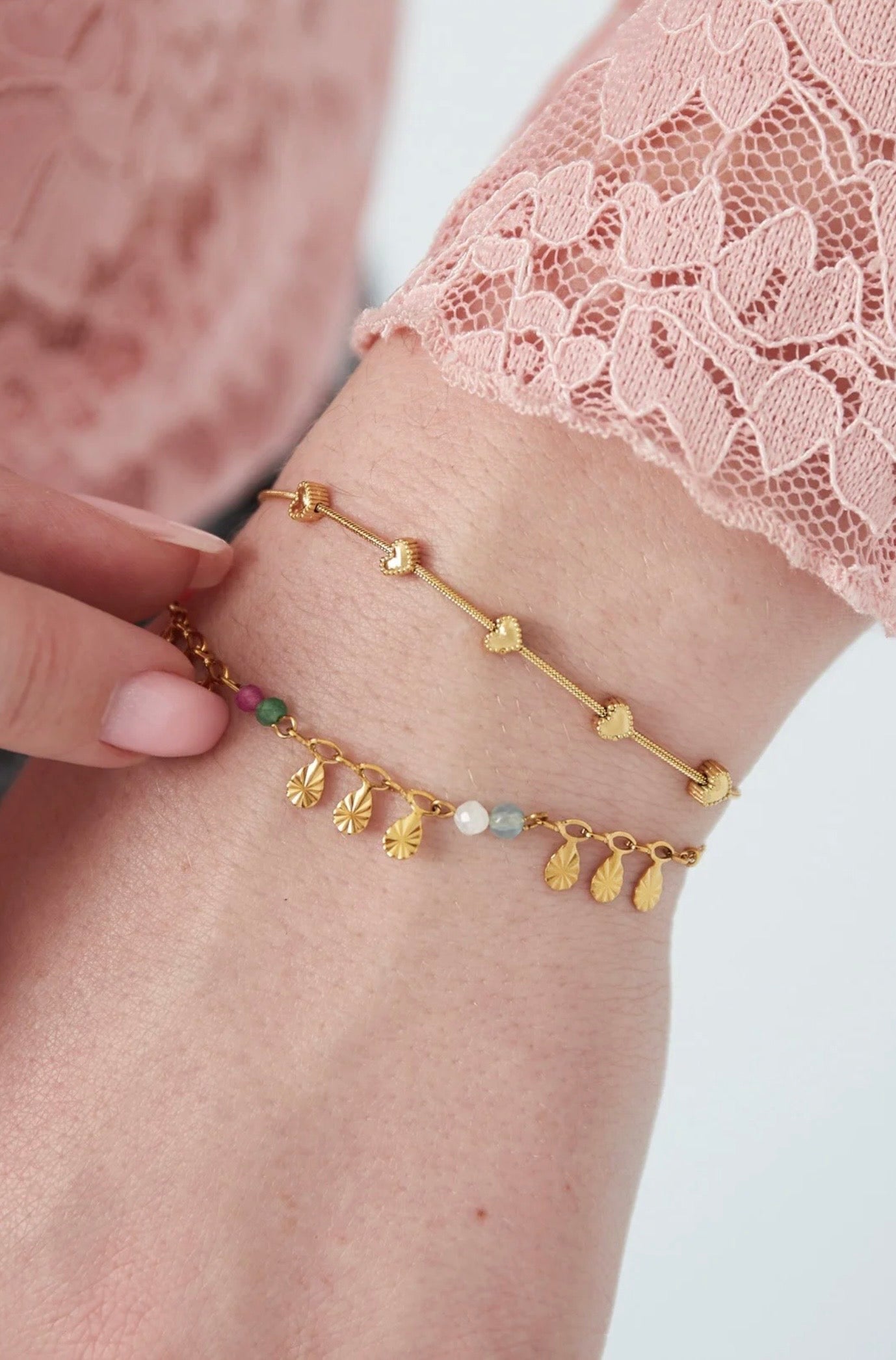 Armband kleine hartjes